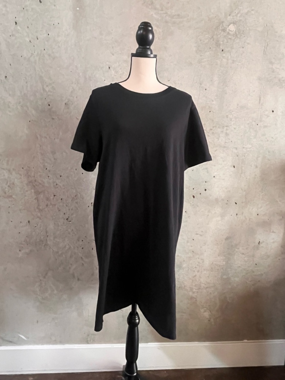 Old Navy Black Short-Sleeve T-Shirt Dress